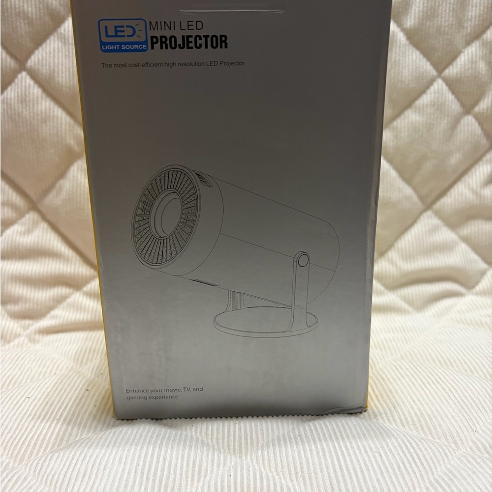 Mini LED Projector